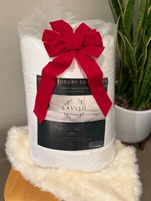 LUXURY Comforter - King Size - White Fluffy Duvet Insert 104 x 86 - Image 1 of 3