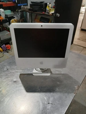imac 2006 A1208 GREAT CONDITION RETRO VINTAGE - Image 1 of 2