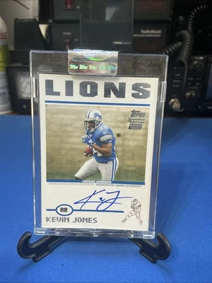 2004 Topps Signature Edition /1099 Kevin Jones #94 Rookie Auto RC - Image 1 of 4