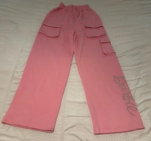 Boohoo Pink Barbie Rhinestone Cargo Fleece Pants Women’s Size US 4 NWT - Picture 1 of 8