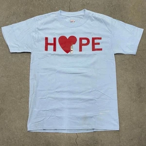 Hanes Beefy T In N Out Hope Foundation T-Shirt - Bild 1 von 4