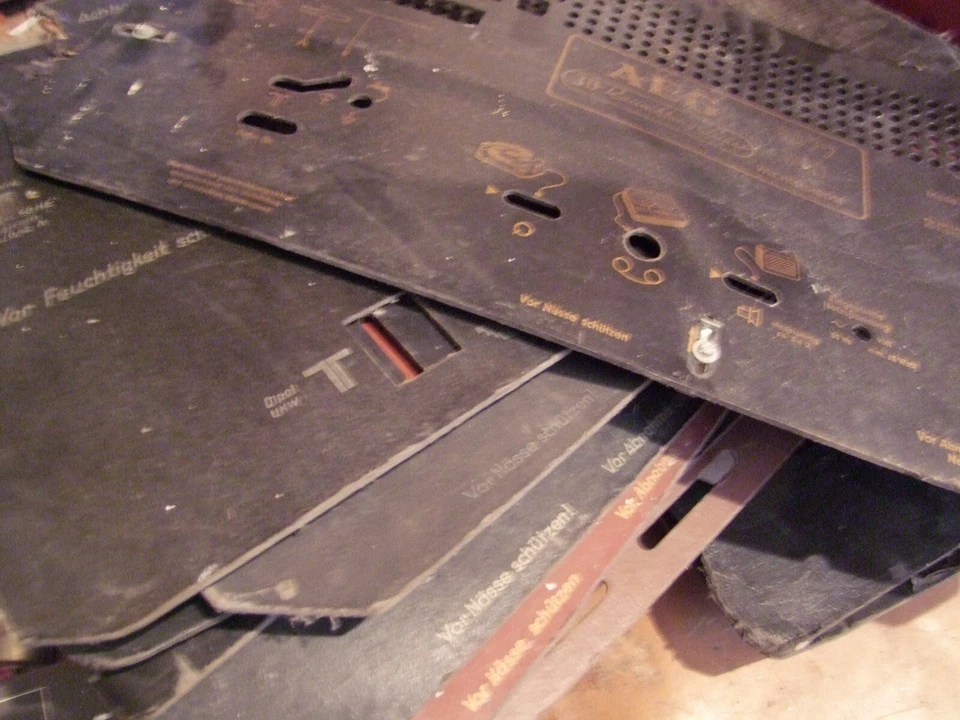 original alte Rückwände zu Röhrenradio Rema Olympia AEG  Stern-Radio Weimar usw. - Bild 1 von 1