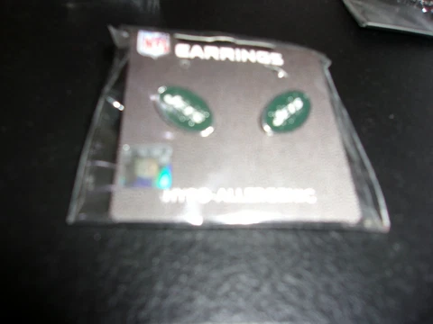 New York Jets Stud  Earrings  New Great Stocking  Stuffers Cover
