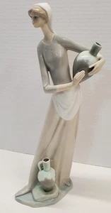 Vintage LLADRO #4875  De la Fuente Cántaro Suelo Girl with Jug Porcelain Figure - Bild 1 von 9
