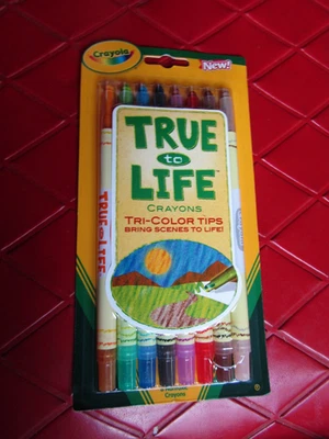 NIP Box of 8 TRUE TO LIFE Tri-Color Tips CRAYOLA CRAYONS  - 2007 - Image 1 of 2