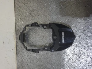 2009-2016 SUZUKI GSXR 1000 OEM CENTER TAIL FAIRING - Picture 1 of 17