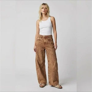 Pantalones de mezclilla Free People Good Luck tiro medio barril - talla 28 rojos - Imagen 1 de 8