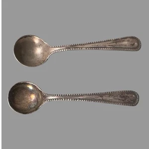 Pair of Antique English Silver Victorian 2.75" Salt Spoons - Picture 1 of 4