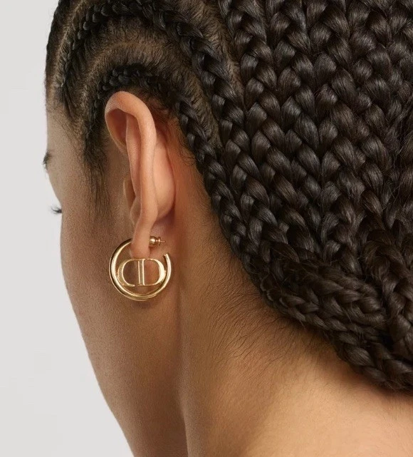 Pendientes Dior 30 Montaigne Foto 1 de 4