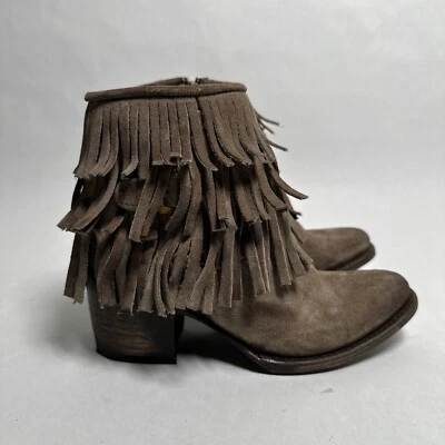 Botas femininas Freebird por Steven Belle marrom camurça com zíper franja desgastada tamanho 6 - Imagem 1 de 4