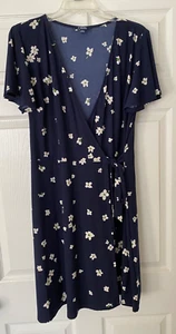 Chaps Floral Crossover body Belt Jersey Dress Size L Color Navy Blue/White - Picture 1 of 14
