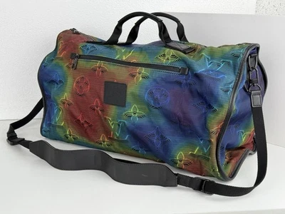 Louis Vuitton 3D 2053 Reversible Keepall 50 Monograma M44939 Foto 1 de 4