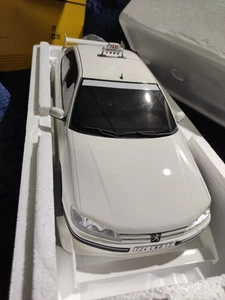 Peugeot 406 Taxxi Scala 1:12 Ottomobile - Foto 1 di 4