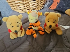 Disney Parks Winnie The Pooh And Tigger Magnetic Hands 5" Plush Toy Doll - Bild 1 von 6