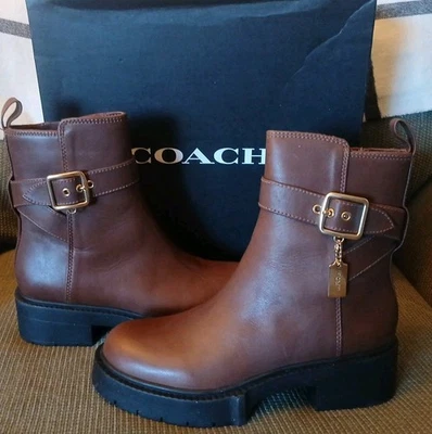 Botas Coach de cuero marrón nuevas talla 7,5 con herrajes dorados  Foto 1 de 4