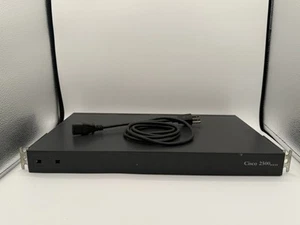 Cisco 2500 2511 16-Port Async Serial Access Terminal Server Router 11.2 IOS - Zdjęcie 1 z 7