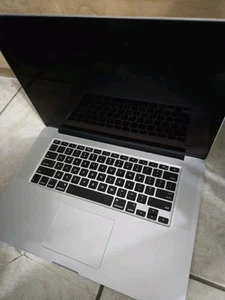 MacBook Pro Retina 15" Late 2013 2GHz i7 8GB RAM 256GB SSD A1398 - Picture 1 of 7