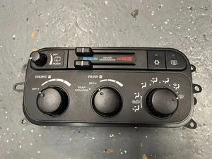 2001-2004 DODGE DURANGO OEM DUAL CLIMATE CONTROL HEATER UNIT 01 02 03 04 2002 - Picture 1 of 5