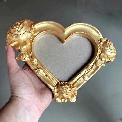 Marco de fotos dorado en forma de corazón tallado en madera 5ª boda regalo de San Valentín Foto 1 de 4