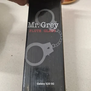 50 Shades of Grey Empire Glass Champagne Flutes - Picture 1 of 4