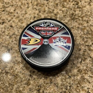 2007 Premiere London Game Official Hockey Puck - Picture 1 of 2