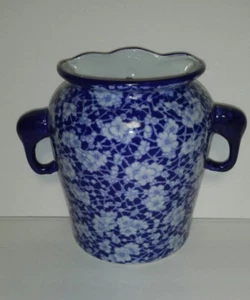 BEAUTIFUL VICTORIA IRONSTONE TWO HANDLED WALLPOCKET / VASE MARKED EXCELLENT COND - Picture 1 of 1