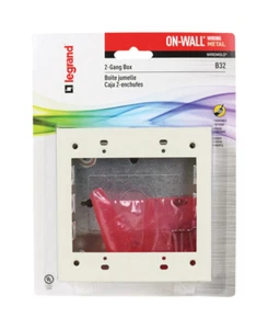 Wiremold B-32 Avorio Quadrato Metallo Resistente alle Intemperie Scatola di Uscita 2 Velocità 4-3/4 H in. - Foto 1 di 3