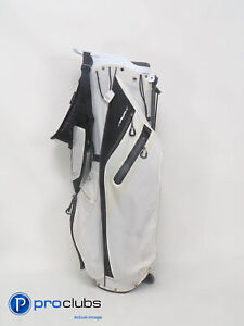 Callaway FAIRWAY-C Carry/Stand Golf Bag w/ Single/Double Straps White 394264