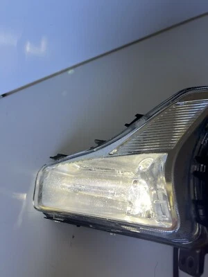 2019 — ПРОТИВОТУМАННЫЕ ФАРЫ ПЕРЕДНЕГО ЛЕВОГО БАМПЕРА UP FORD FUSION ОТ ОРИГИНАЛЬНОГО ПРОИЗВОДИТЕЛЯ KS7315A255BB OE - Изображение 1 из 4