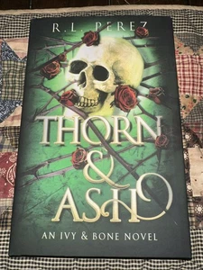 Thorn & Ash by R.L. Perez Hardcover Book Signed - Bild 1 von 11