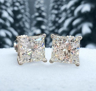 2.00 D VS1 Ct Princess Lab Grown Diamond Studs Set in 14k White IGI Certified - Image 1 of 4