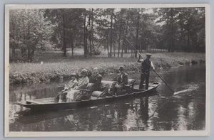 Spreewald Bootsfahrt Bootsführer Touristen - Altes Foto 1930er - Picture 1 of 2