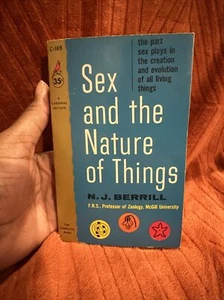 Sex and the Nature of Things by N.J. Berrill Vintage Paperback 1955 - Picture 1 of 10