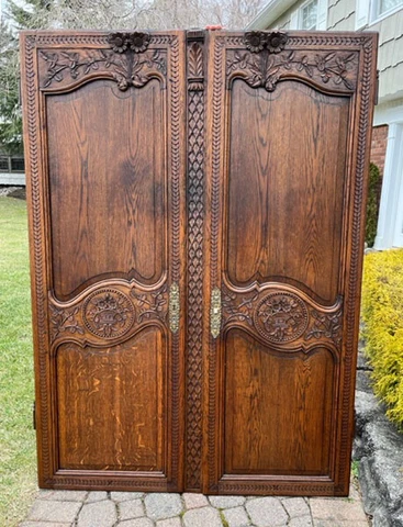 ANTIQUE OAK ARMOIRE DOORS *CARVING & ORIGINAL HARDWARE* Cover