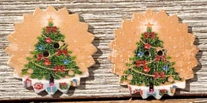 2 Christmas Tree Sewing Buttons Crafting Wood Flat 2 Hole 7/8" - Picture 1 of 2
