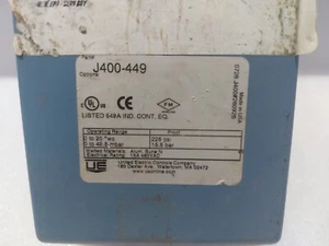 United Electric Controls J400-449 Pressure Switch 225Psi 15.5Bar 15A 480Vac - Picture 1 of 9