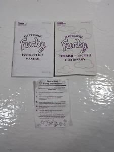 Furby Bedienungsanleitung & Furbish Englisch Wörterbuch Vintage Tiger Elektronik! - Bild 1 von 4