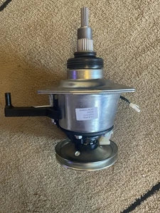 Samsung Assembly Clutch DC97-16984B OEM “NO Box” - Picture 1 of 3