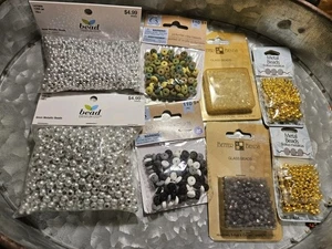 ENORME LOTTO DI PERLINE NUOVE VECCHIE: METALLO, METALLO, VETRO ARGILLA POLIMERICA - Foto 1 di 2