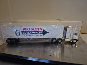 Liberty Classics Kenworth K100E Semi Bank Wrigley's - Picture 1 of 1