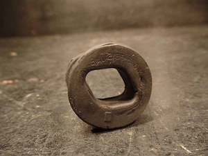 1976 KAWASAKI Z1900 Z1 900 REAR TURN SIGNAL BUSHING (B) - Bild 1 von 3