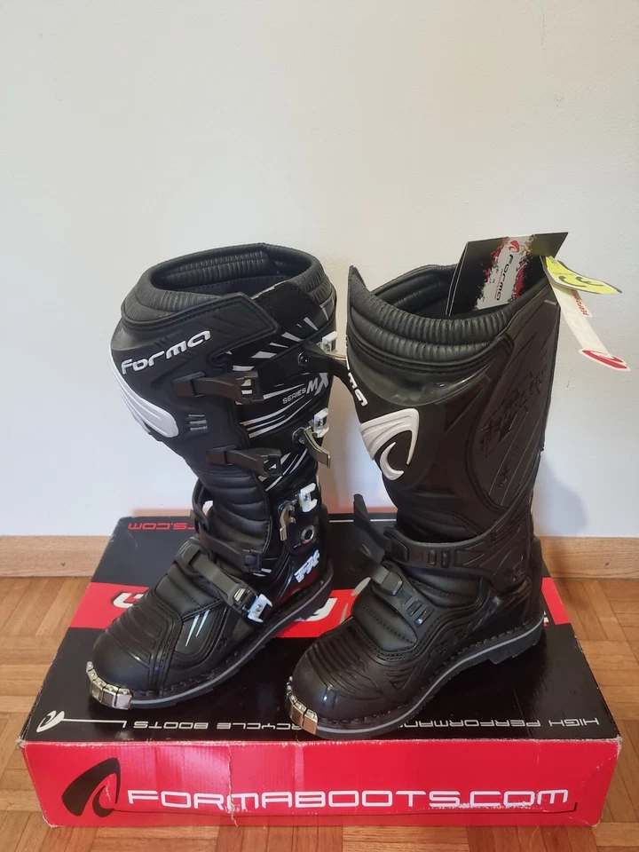 STIVALI FORMA TERRAIN TX colore NERO Taglia 42 racing strada boots - Imagen 1 de 1