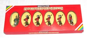 Britains 7239 Gordon Highlander Ufficiale Pifferaio e 5 uomini - Foto 1 di 2