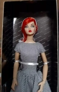 ITBE Fashion Royalty Flame Jasper Limited Edition 250 NRFB  2015 Integrity Toys - Picture 1 of 5