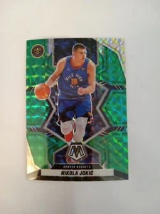 2021-22 Panini Mosaic Green Mosaic Prizm Nikola Jokic #111 - Bild 1 von 4