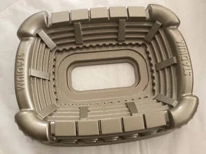 NORDIC WARE U.S.A STADIUM Pan Cast Aluminum Non-Stick 9CU/2.1 LITER - Never Used - Picture 1 of 5