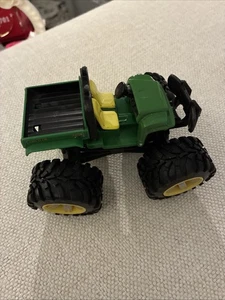 Ertl John Deere 1:43 Scale DieCast Gator 4x4 #0910Q00  Used - Picture 1 of 4