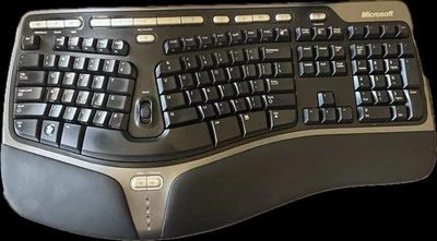 Microsoft Ergonomic Keyboard 4000 v1.0 KU-0462 Wired (Tested) - Image 1 of 3