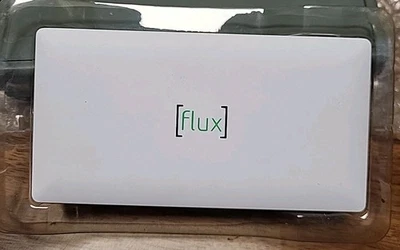 全新 Flux Charger Plus 10000mAh 便携式 移动电源 内置 Micro USB — 第 1/3 张图片