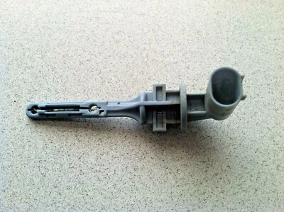 BMW 328i E90 LCI 2009-2011 - Interruptor de nivel de refrigerante Foto 1 de 3